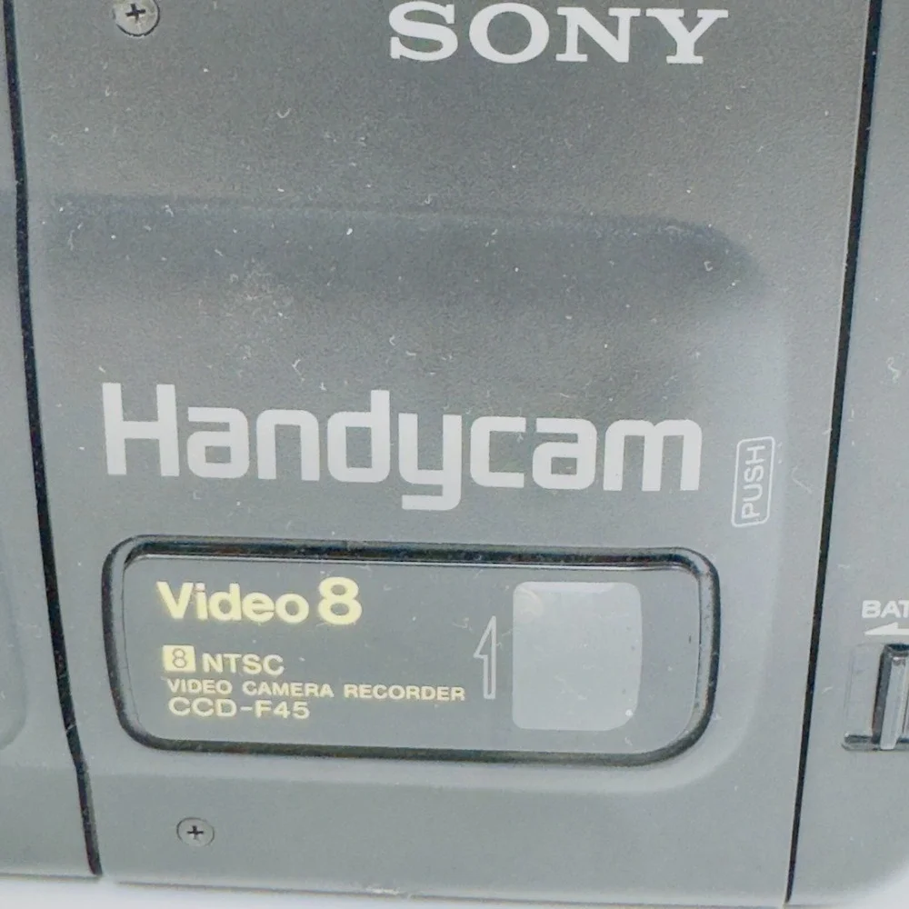 Sony Handycam Camera CCD-F45Video Camcorder For Parts Not working Not Tested